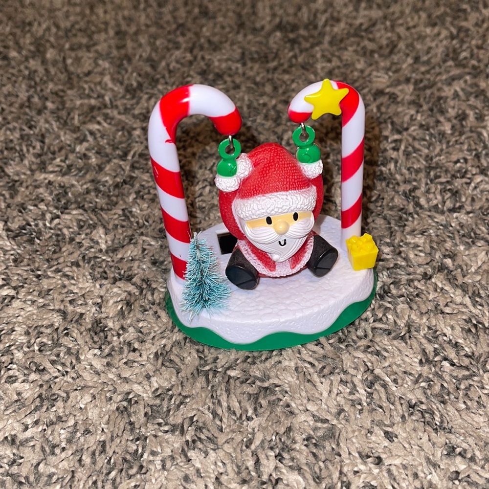 Christmas toy swinging Santa solar powered holiday decor mini santa swing